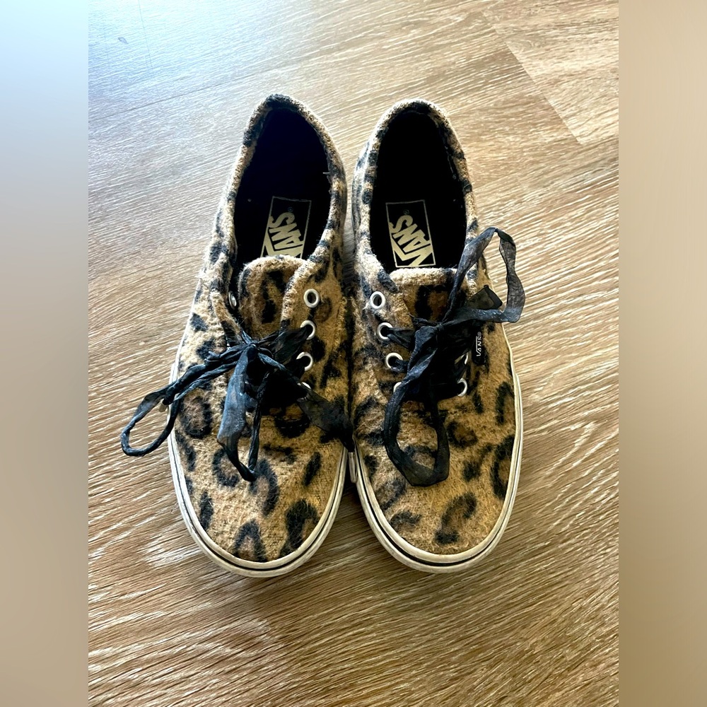 Platform Cheetah Vans